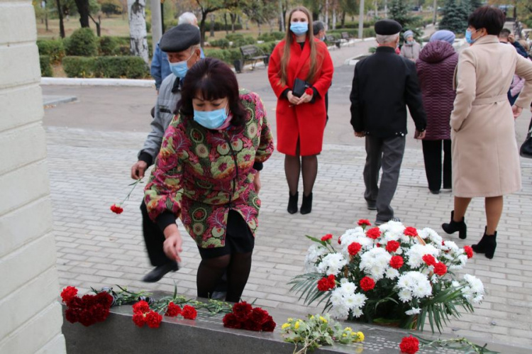 У Мирнограді відзначили День визволення України від фашистських загарбників