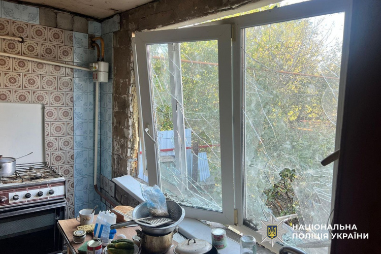У Родинському зруйновано багатоповерхівку: за добу ворог обстріляв 5 населених пунктів Донеччини
