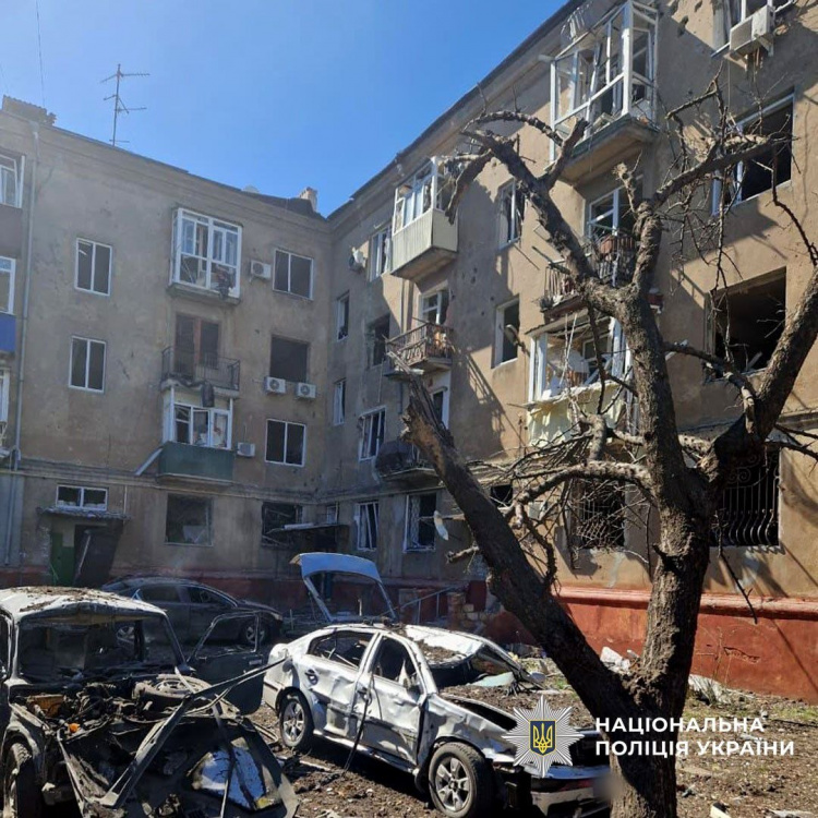 Унаслідок обстрілів Донеччини 6 квітня одна людина загинула, 10 поранені