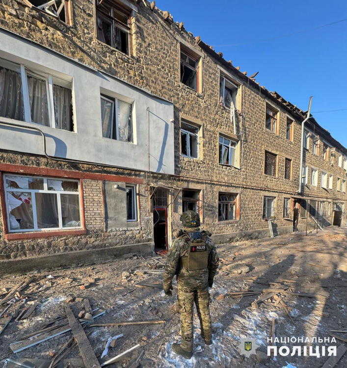 7 цивільних загинуло, двоє поранені на Донеччині внаслідок обстрілів за минулу добу