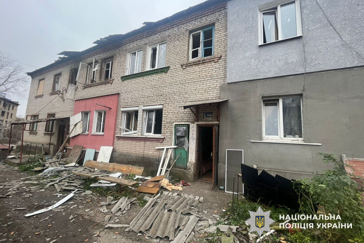 За добу окупанти обстріляли 8 населених пунктів Донеччини, вбили трьох та поранили шістьох цивільних