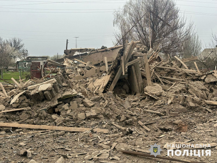 Добропілля під атакою БПЛА: за добу ворог обстріляв 11 населених пунктів Донеччини