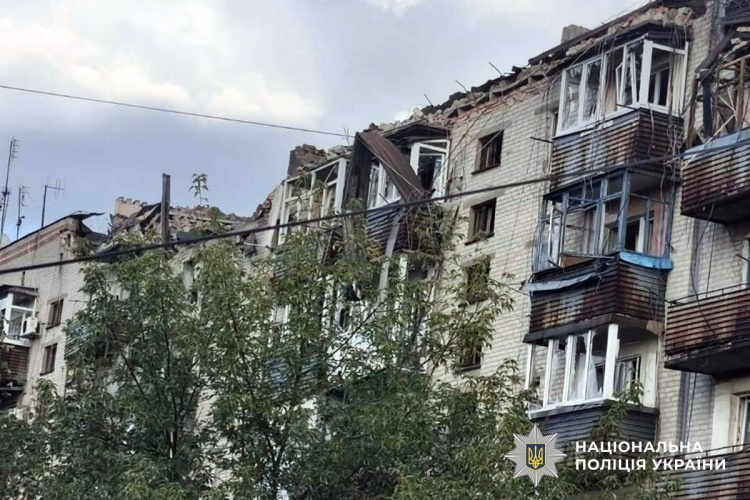 Троє людей загинули та 12 поранені внаслідок ударів рф по Донеччині 20 вересня