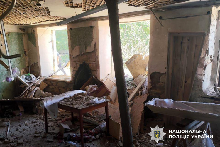 Дві людини загинули, 9 зазнали поранень через російські удари по Донеччині