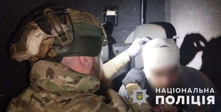 Мирну Донеччину закидають КАБами: поліція повідомила про наслідки обстрілів 29 вересня