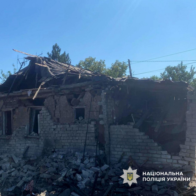 Ще 11 жителів Донеччини стали жертвами російських обстрілів