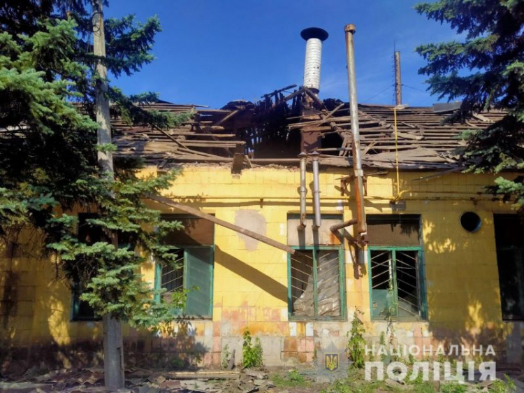 За добу росіяни обстріляли 12 населених пунктів Донеччини