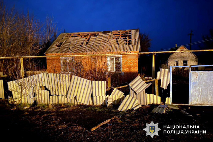 Окупанти обстріляли 11 населених пунктів Донеччини, вбили двох цивільних, п’ятеро поранені