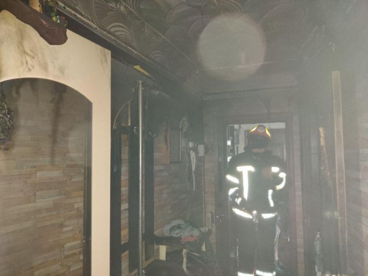 В одной из квартир Мирнограда произошел пожар