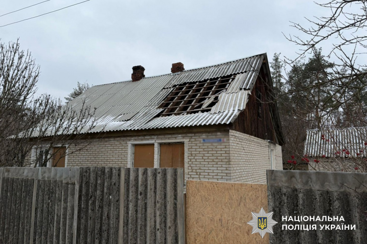 На Донеччині двоє людей постраждали від російських обстрілів