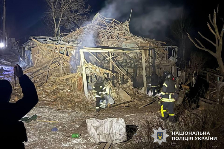 Одна людина загинула та одна зазнала поранень через російські обстріли Донеччини 28 січня