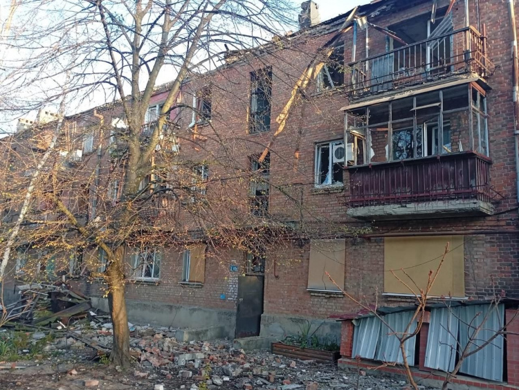 Серед поранених – дитина: внаслідок обстрілів Донеччини 15 квітня постраждали 6 людей