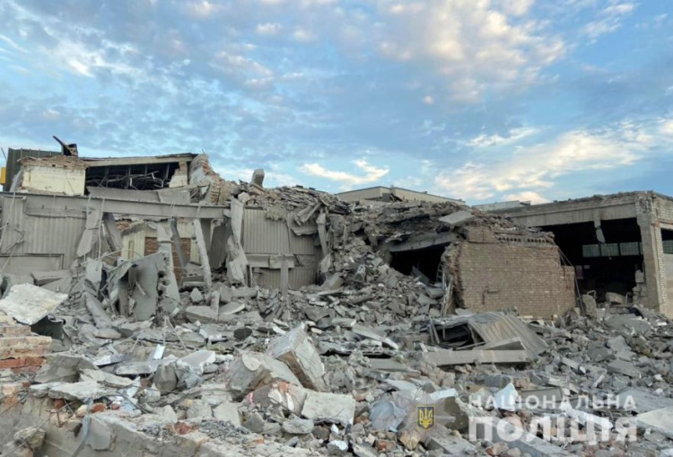 За добу ворог атакував 8 населених пунктів Донеччини – нанесено 24 удари