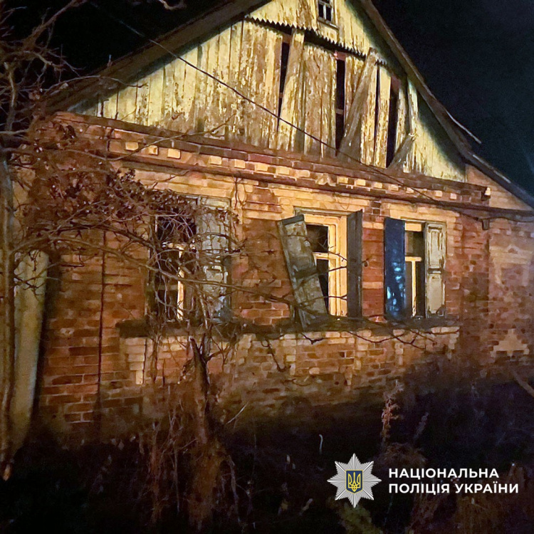 На Донеччині двоє цивільних поранені внаслідок обстрілів 19 листопада