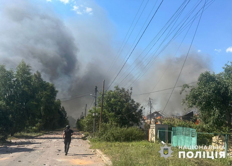 Окупанти за добу поранили трьох мирних людей на Донеччині