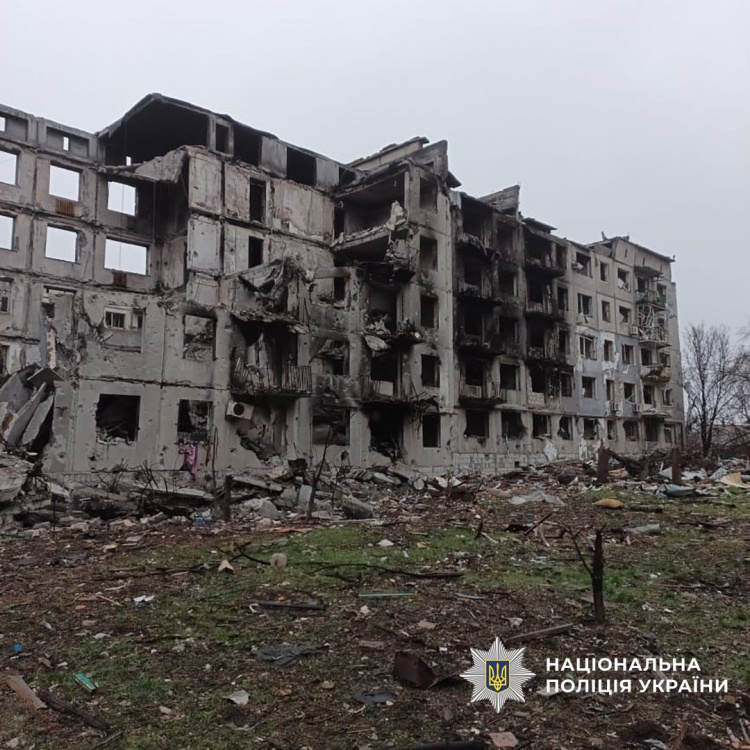 3 загиблих і 6 поранених: про наслідки російських атак на Донеччині 1 грудня повідомили в поліції