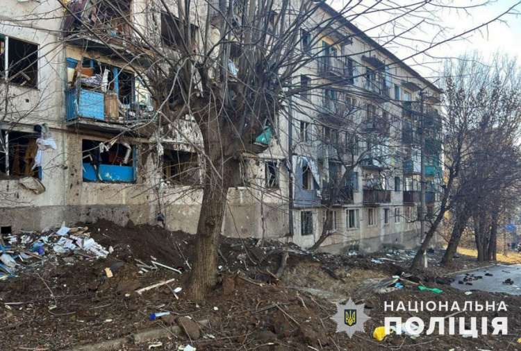 За добу поліцейські Донеччини зафіксували 32 злочини росії проти мирного населення