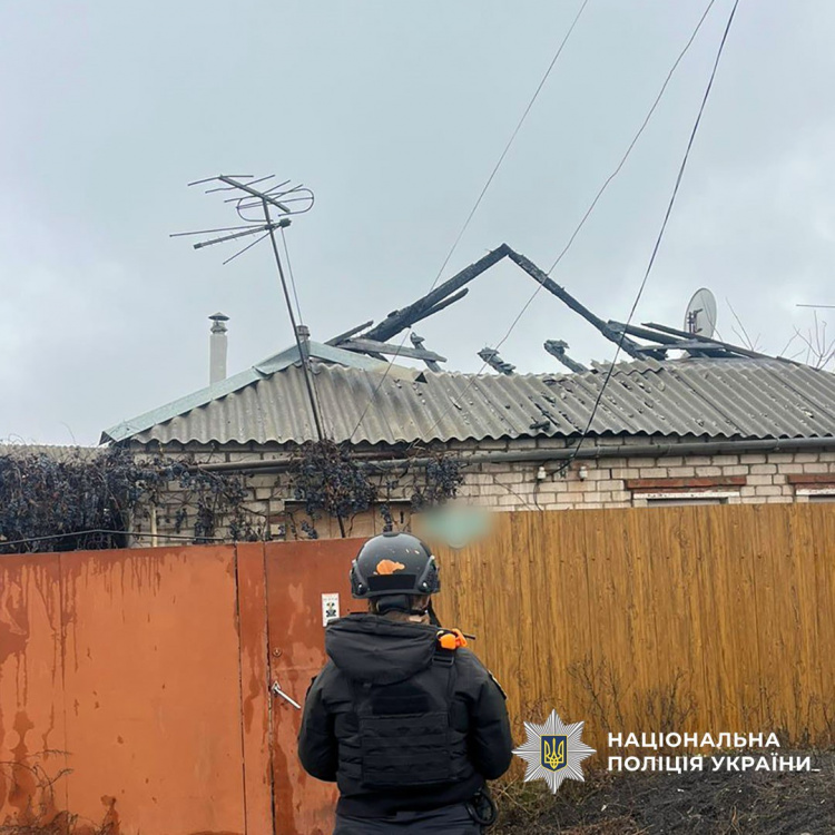 П’ятеро людей поранили росіяни обстрілами Донеччини 10 грудня