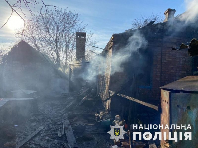 Протягом доби поліцейські задокументували 35 ворожих ударів по Донеччині