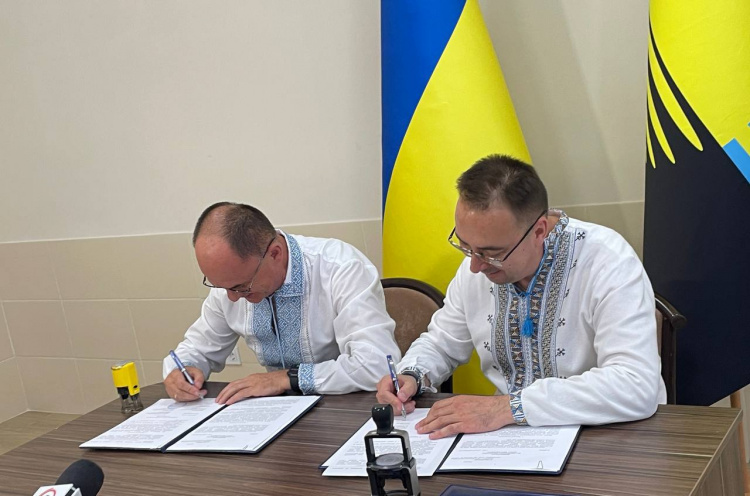 Покровська громада підписала меморандуми про співпрацю з Хустом та Жовквою