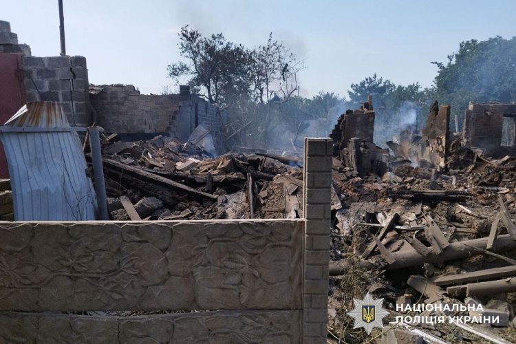 Двоє людей загинули, 10 поранені внаслідок російських атак на Донеччині