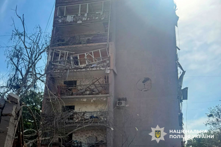 Троє цивільних загинуло, 31 поранений внаслідок масованих обстрілів Донеччини 4 серпня