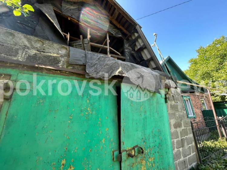 Фото з місця обстрілу Покровська 21 червня