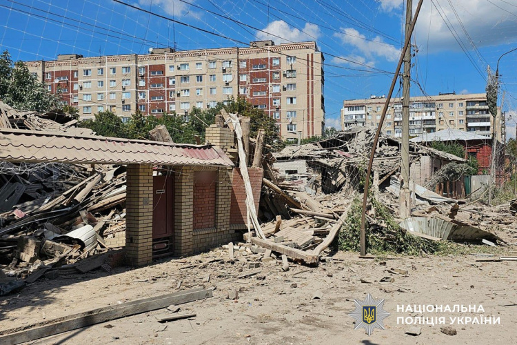 Двоє цивільних загинули, 14 поранені на Донеччині за добу внаслідок обстрілів