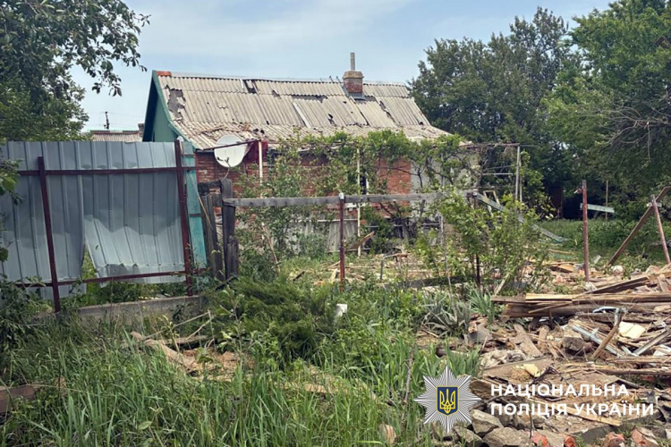 Війська рф обстріляли 14 населених пунктів Донеччини, вбили цивільного, ще 8 – поранили