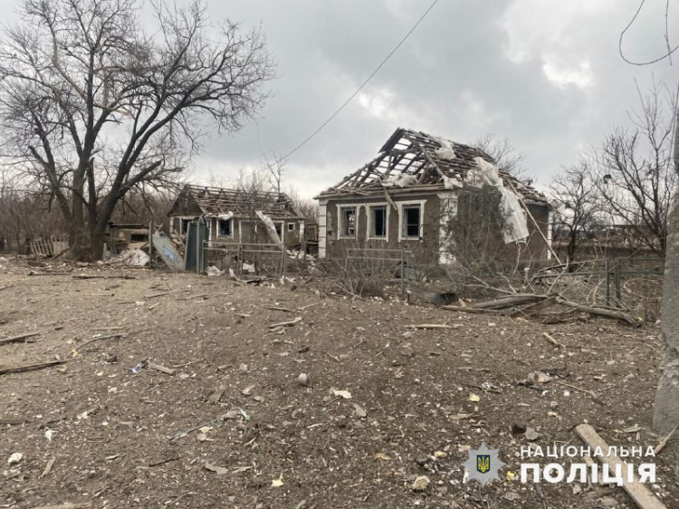 У Покровську під обстріл потрапила ділянка за універмагом