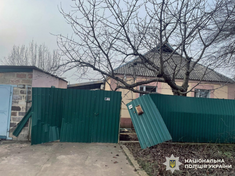 Унаслідок обстрілів Донеччини 15 грудня 12 людей зазнали поранень