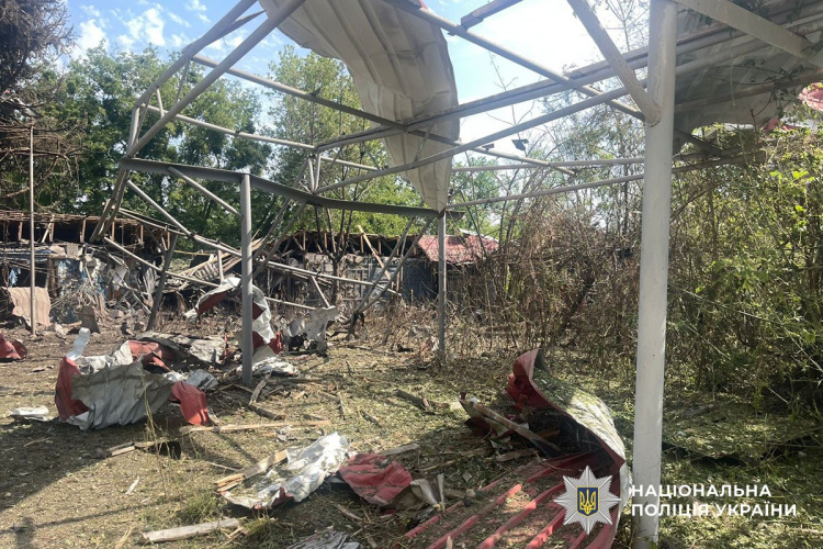 Двоє цивільних загинуло і сім поранено внаслідок російських обстрілів Донеччини за добу