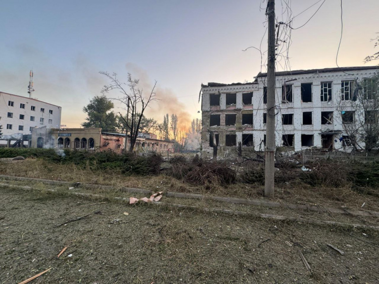 У Добропіллі ворожі обстріли пошкодили пологове відділення