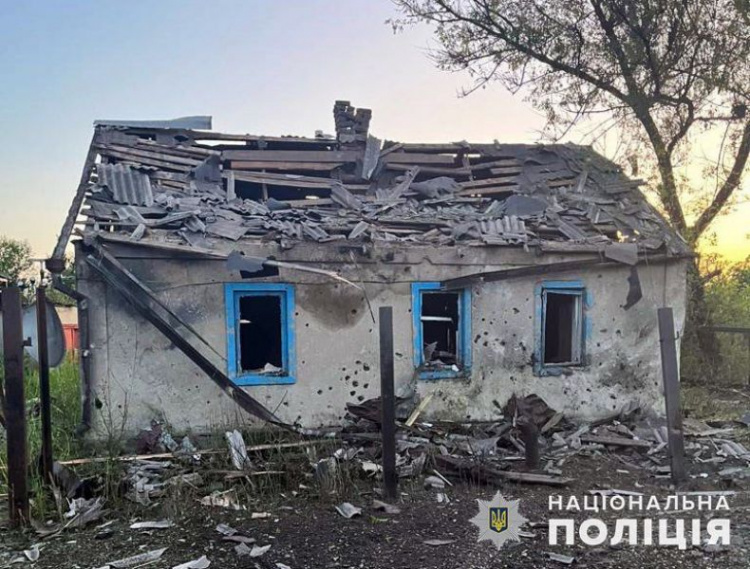 За добу через обстріли окупантів на Донеччині загинула людина, двоє отримали поранення