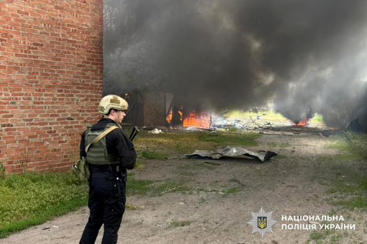 На Донеччині поранені 11 цивільних внаслідок ворожих обстрілів 19 травня