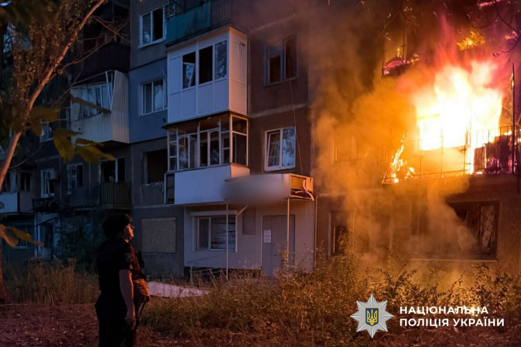 Дві людини загинули, семеро зазнали поранень унаслідок обстрілів Донеччини 22 серпня