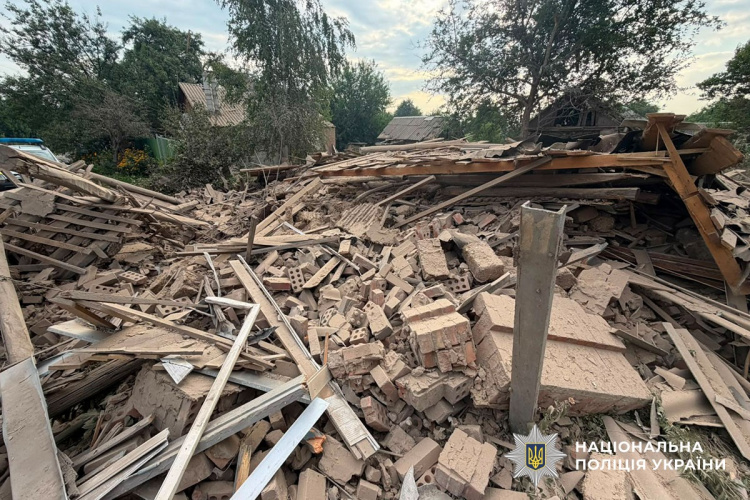 На Донеччині троє цивільних загинуло, 9 поранено за добу внаслідок обстрілів