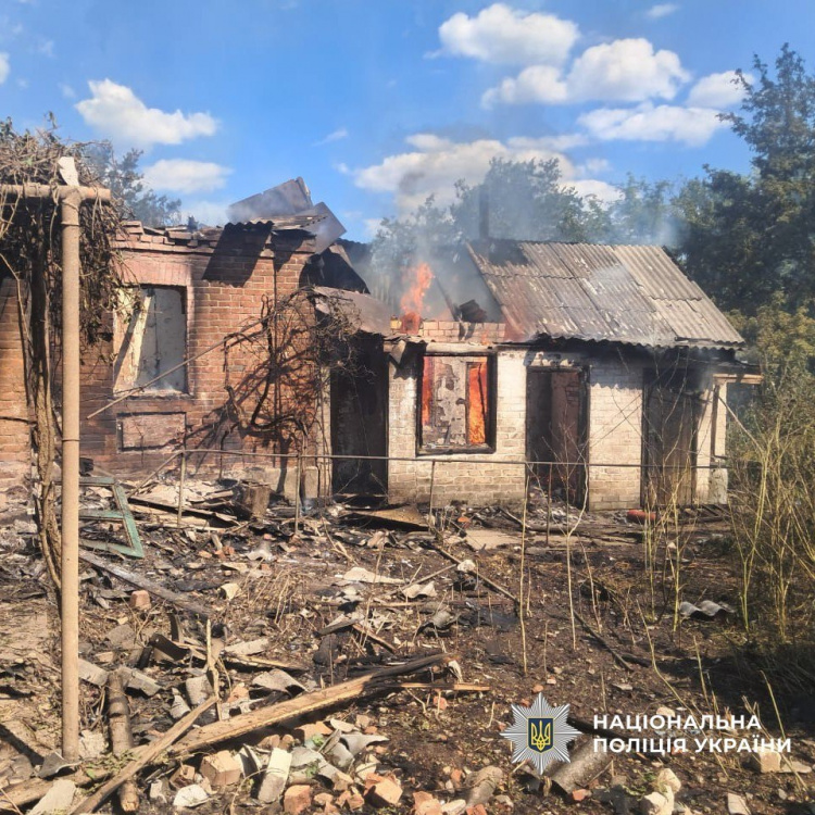 Двоє загиблих і 27 поранених: поліція Донеччини задокументувала наслідки ворожих атак 20 серпня