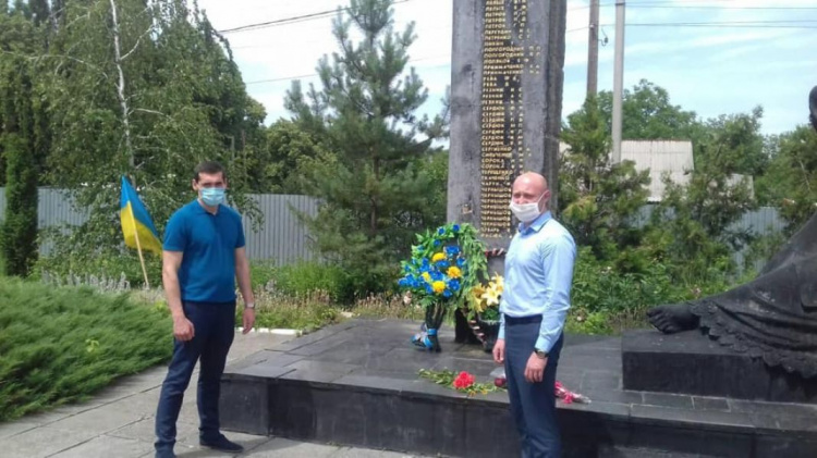 У Покровському районі вшанували пам’ять жертв війни в Україні