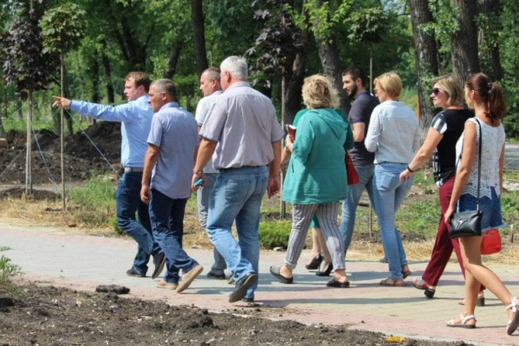 Как ускорить открытие парка «Юбилейный», решали в Покровске 