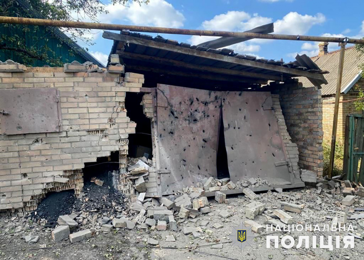 Гатили з артилерії, мінометів і танків: за добу ворог обстріляв 5 населених пунктів Донеччини