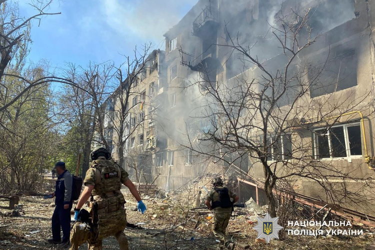 Четверо людей загинули і вісім поранені внаслідок обстрілів Донеччини за добу