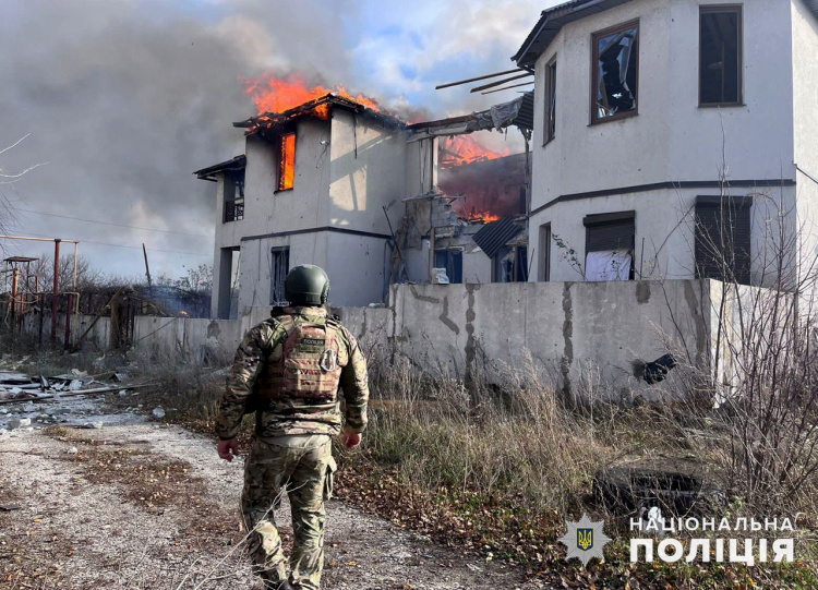 Росіяни обстріляли сім населених пунктів Донеччини, поранили трьох мирних мешканців