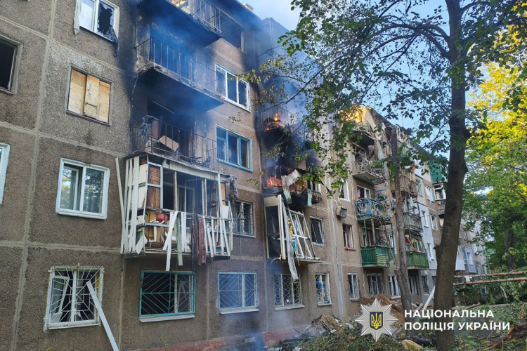 Двоє людей загинуло, п’ятеро поранені через російські обстріли Донеччини 6 червня