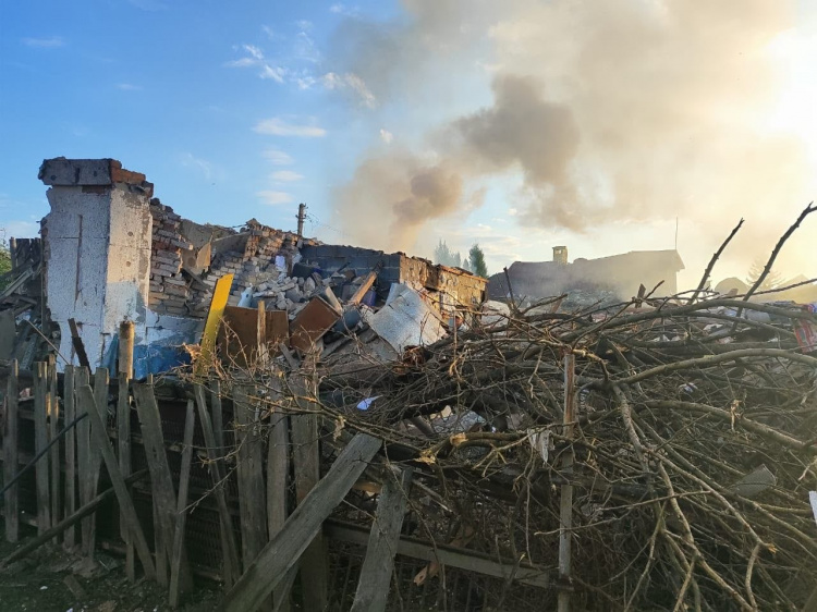 8 загиблих і 19 поранених, зокрема дитина: поліція – про обстріли Донеччини 23 вересня