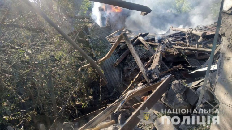 За добу окупанти обстріляли 16 населених пунктів Донеччини, серед яких Мирноград