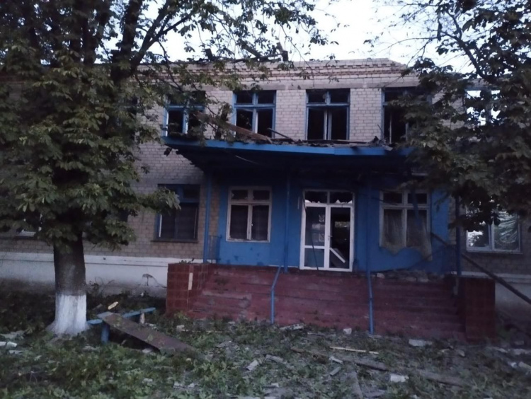 15 населених пунктів Донеччини обстріляв ворог 13 червня, є жертви