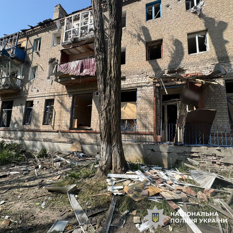 КАБом по Мирнограду, дронами – по цивільних: поліція інформує про обстріли Донеччини 9 червня
