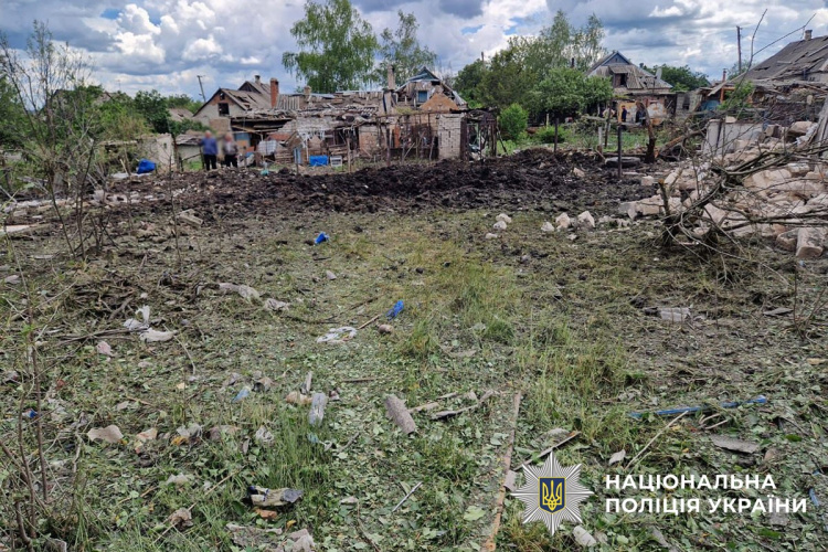 Загиблий та 6 поранених: 19 травня росіяни атакували 10 населених пунктів Донеччини