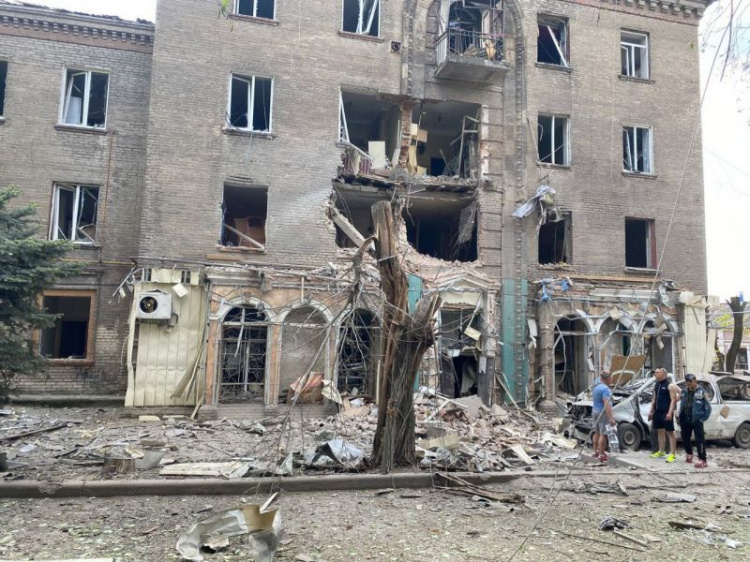 Доба під обстрілами: росіяни тероризували 12 населених пунктів Донеччини